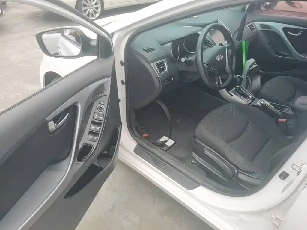 Hyundai Langdong 2016 1.6L Automatic Premium Edition