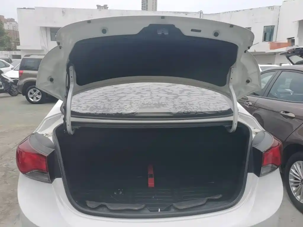 Hyundai Langdong 2016 1.6L Automatic Premium Edition
