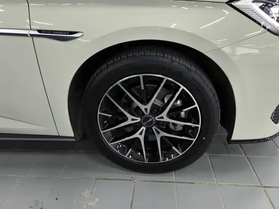 BYD Seal 07 DM-i 2025 Model DM-i 1.5L 125km Luxury