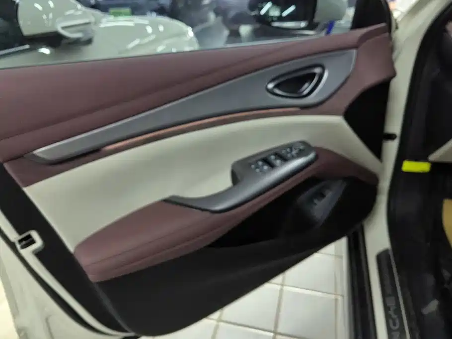 BYD Seal 07 DM-i 2025 Model DM-i 1.5L 125km Luxury