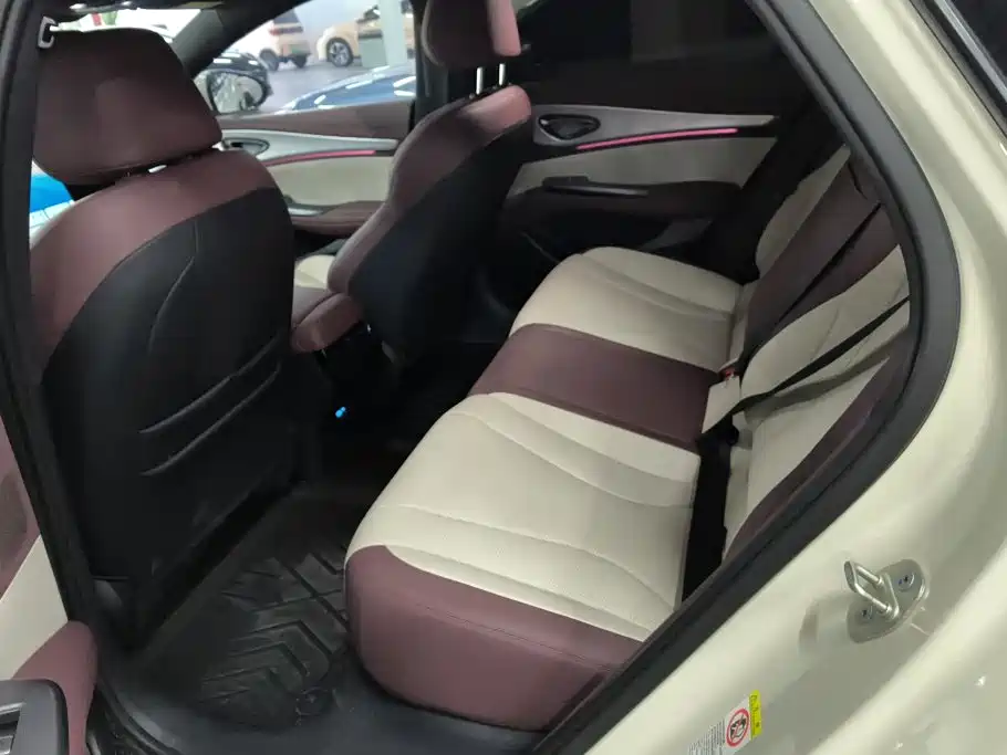 BYD Seal 07 DM-i 2025 Model DM-i 1.5L 125km Luxury