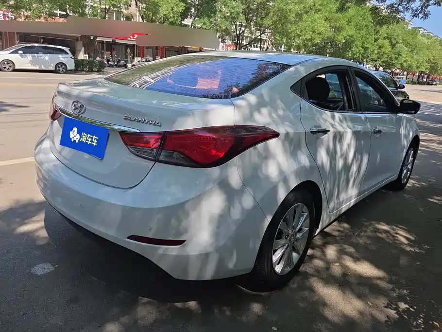 Hyundai Langdong 2016 1.6L Manual Premium Edition