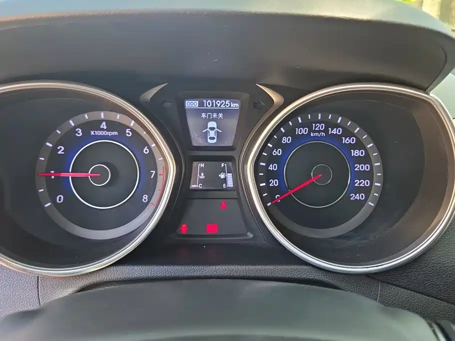 Hyundai Langdong 2016 1.6L Manual Premium Edition