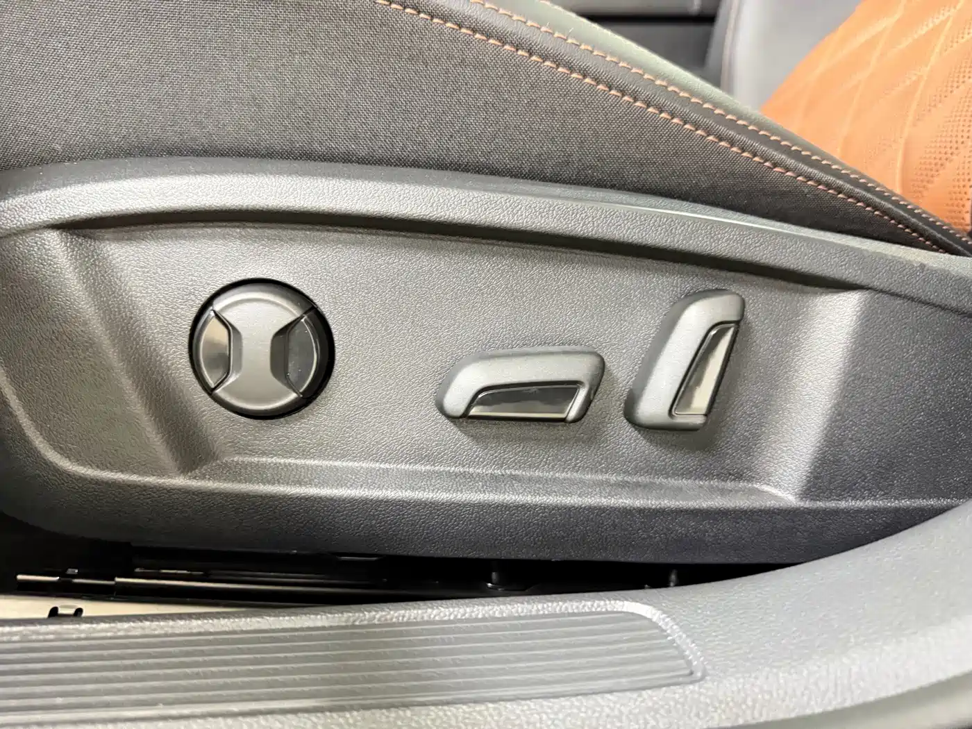 Volkswagen Sagitar 2023 280TSI DSG Surpass Plus Edition