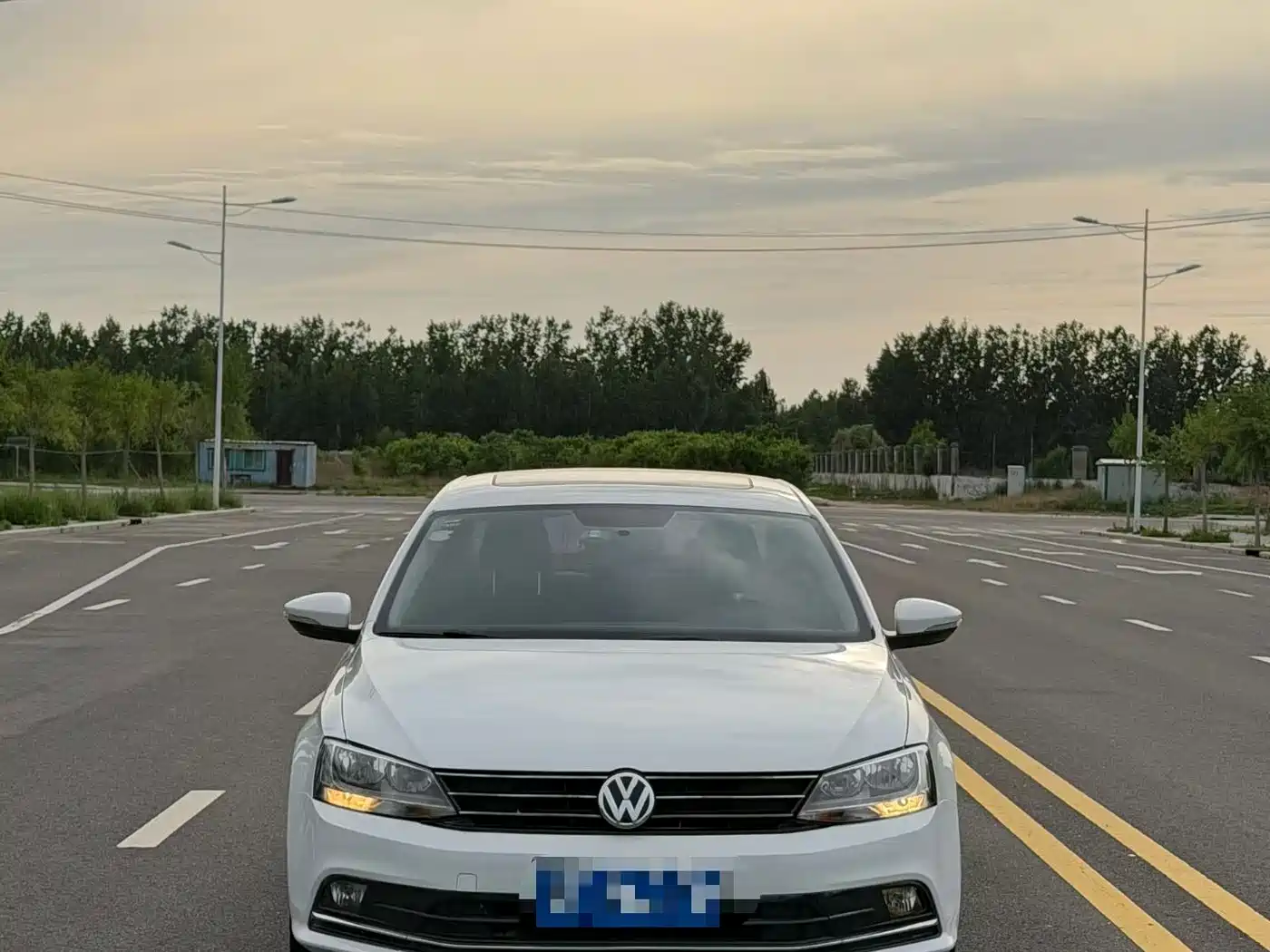 Volkswagen Sagitar 2018 1.6L Automatic Comfort