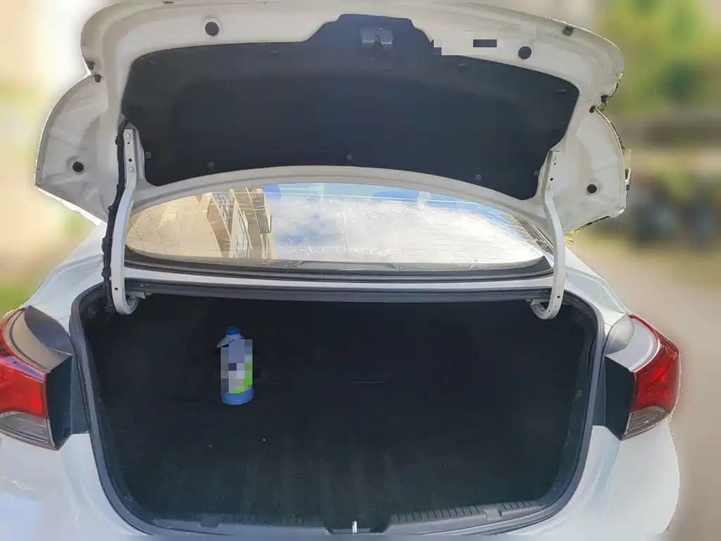 Hyundai Langdong 2016 1.6L Automatic Smart Edition