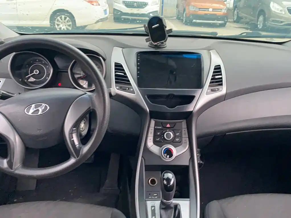 Hyundai Langdong 2016 1.6L Automatic Smart Edition