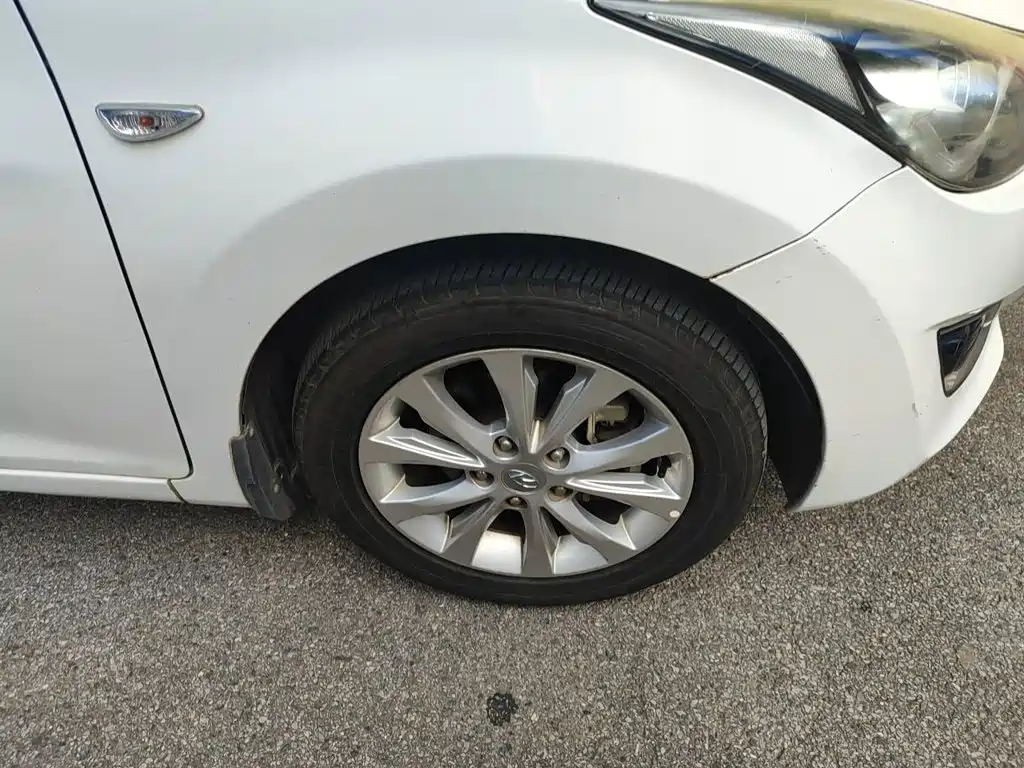 Hyundai Langdong 2016 1.6L Automatic Smart Edition