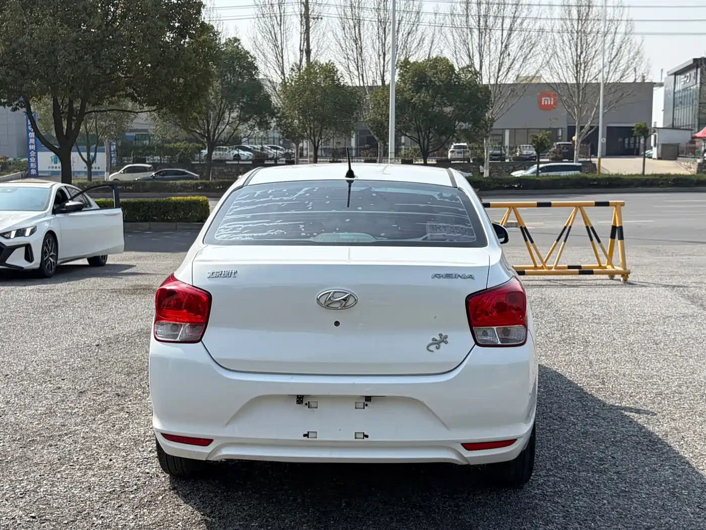 Hyundai Verna 2017 1.4L Manual Color Sunroof Edition (China V)