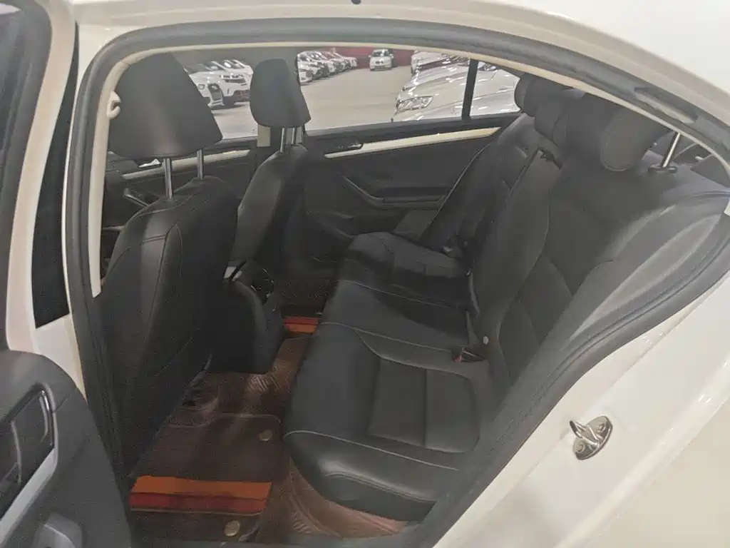 Volkswagen Sagitar 2017 180TSI Auto Exclusive Edition