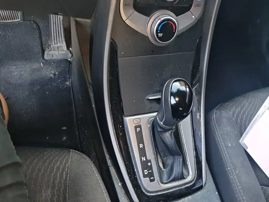 Hyundai Langdong 2016 1.6L Automatic Premium Edition