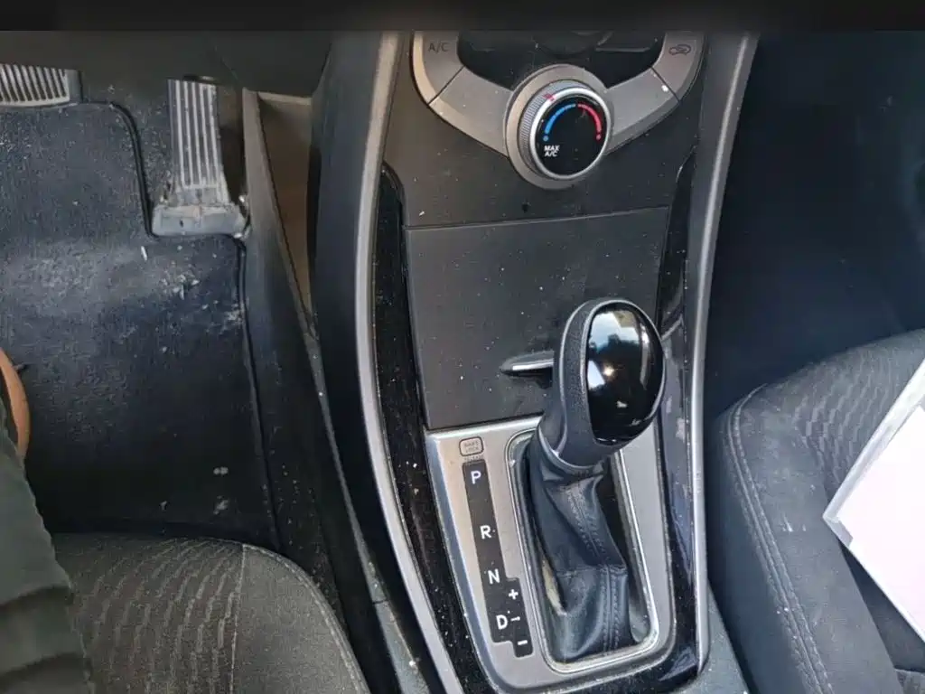 Hyundai Langdong 2016 1.6L Automatic Premium Edition