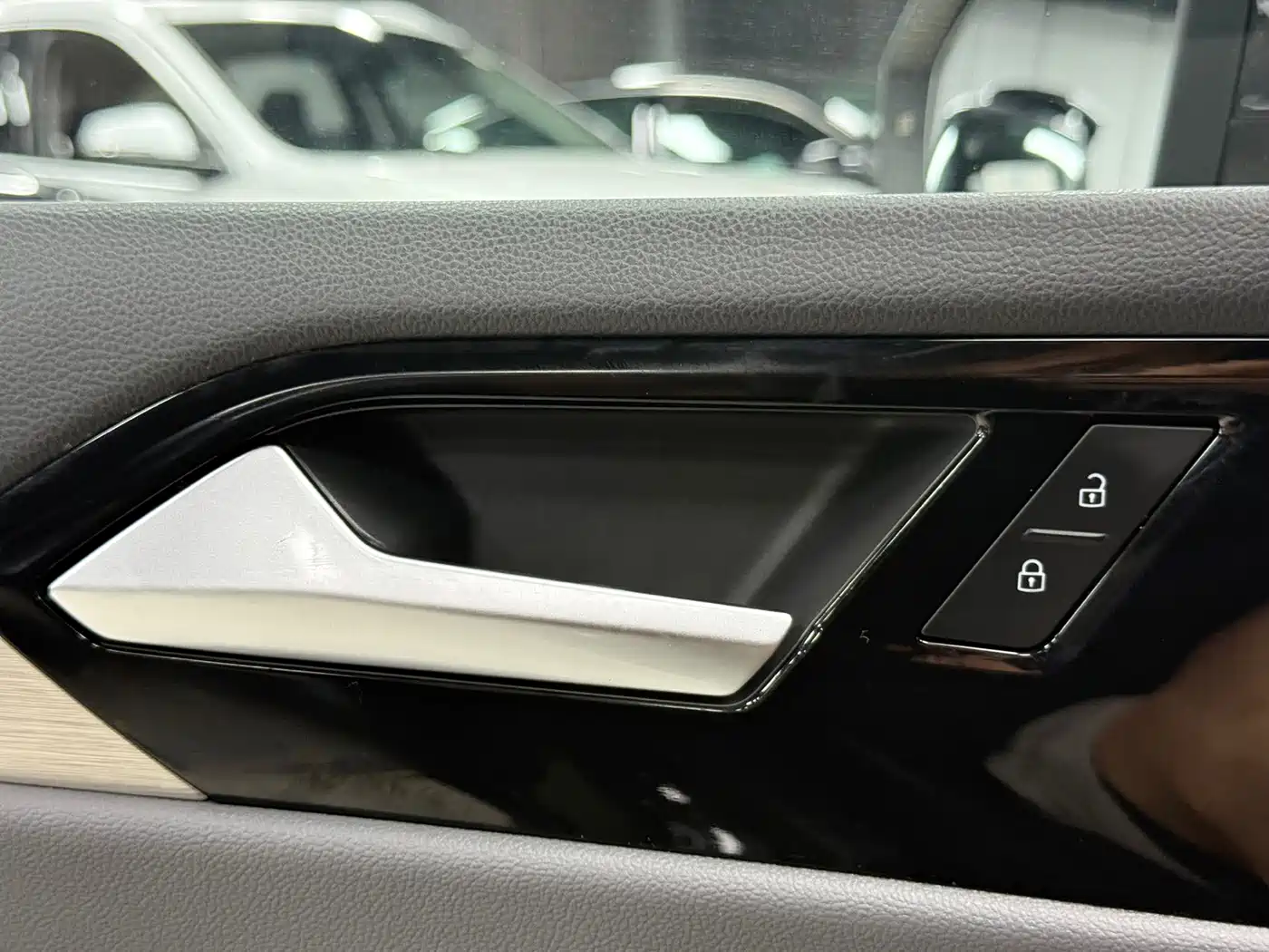 Volkswagen Sagitar 2022 280TSI DSG Surpassing Edition