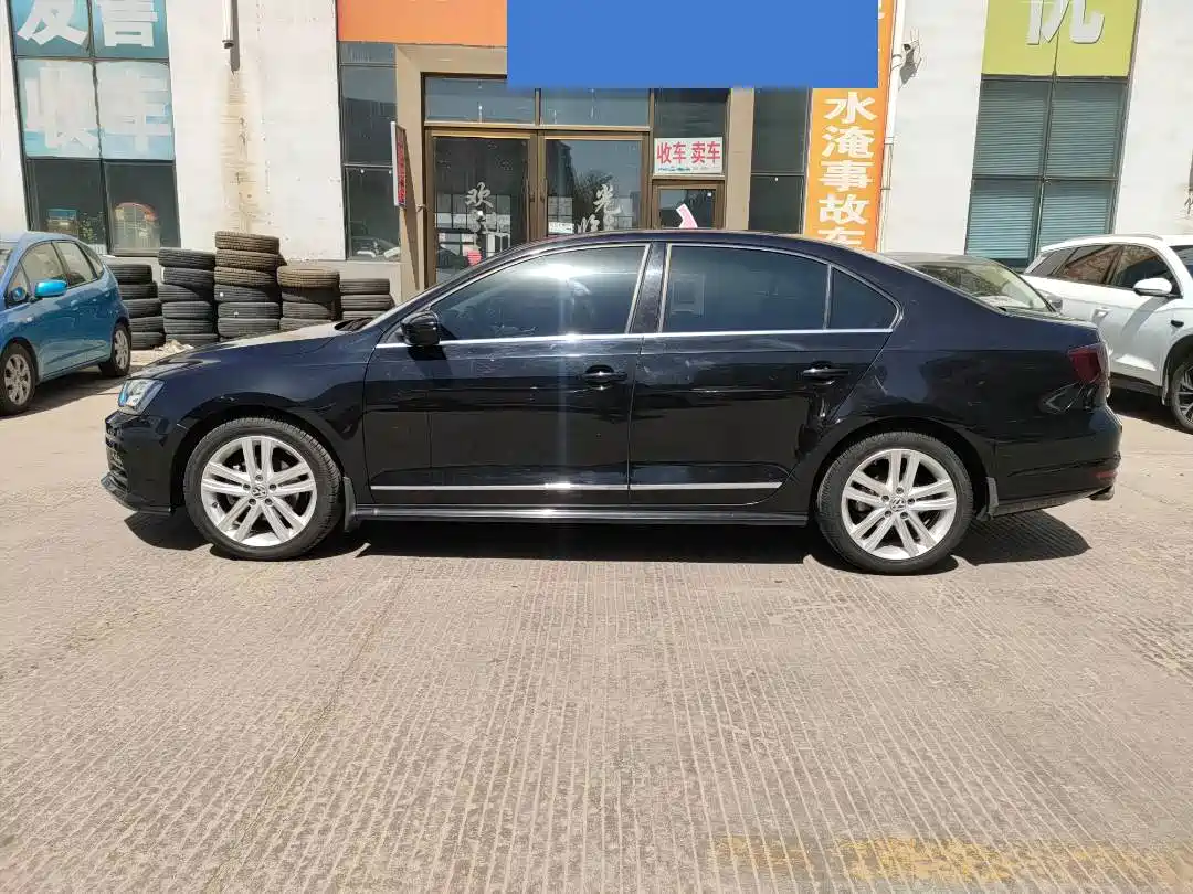 Volkswagen Sagitar 2018 280TSI DSG Spark Edition