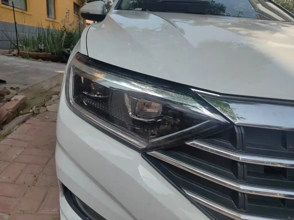 Volkswagen Sagitar 2021 200TSI DSG Comfort Smart Edition