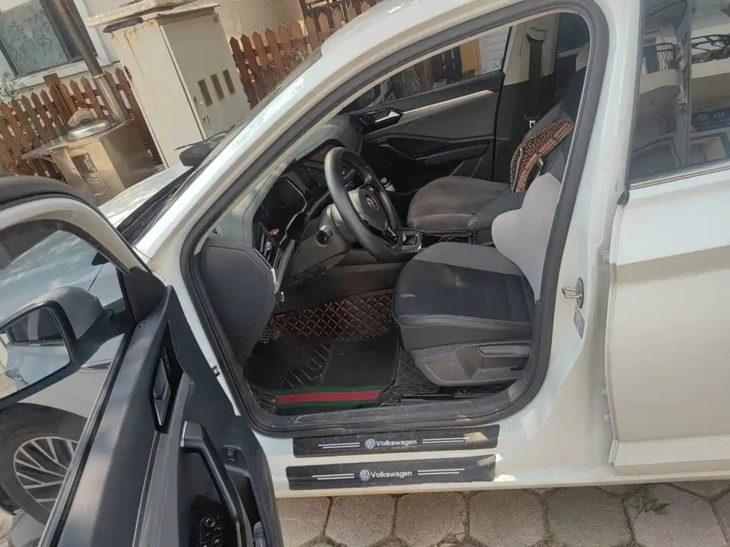 Volkswagen Sagitar 2021 200TSI DSG Comfort Smart Edition