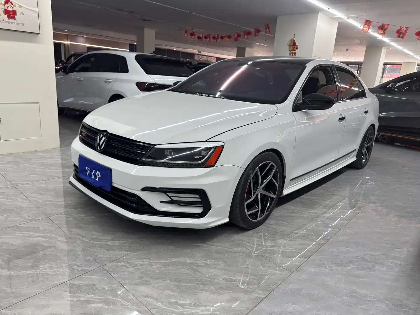 Volkswagen Sagitar 2017 280TSI Automatic R-Line