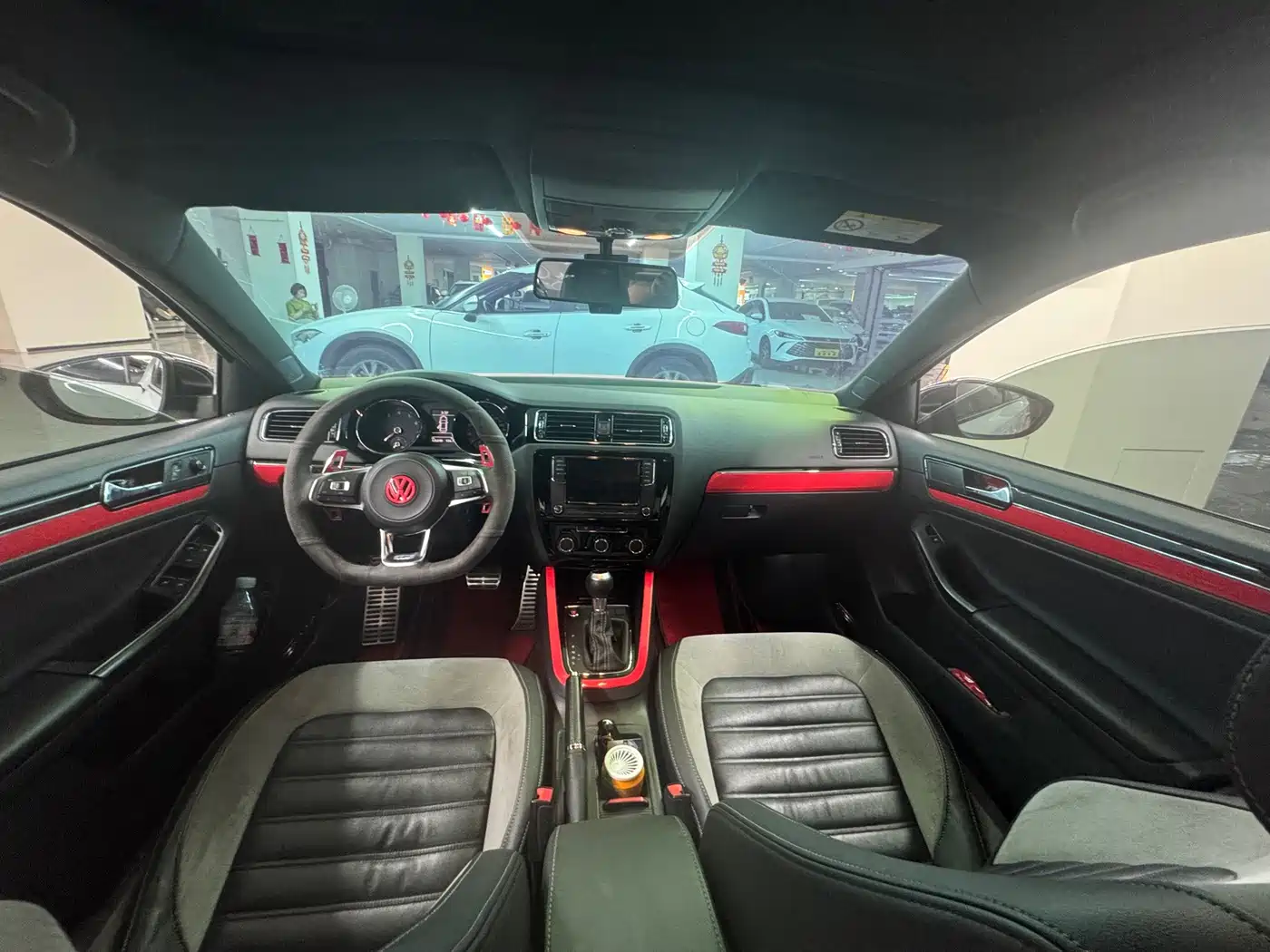 Volkswagen Sagitar 2017 280TSI Automatic R-Line