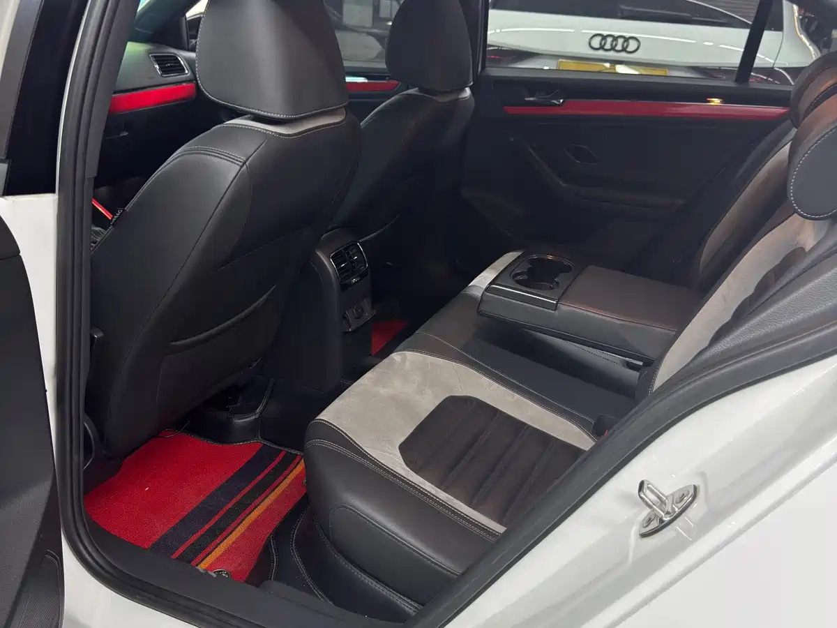 Volkswagen Sagitar 2017 280TSI Automatic R-Line