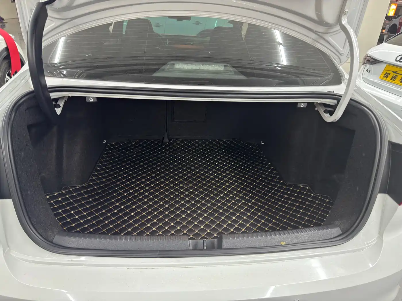 Volkswagen Sagitar 2017 280TSI Automatic R-Line