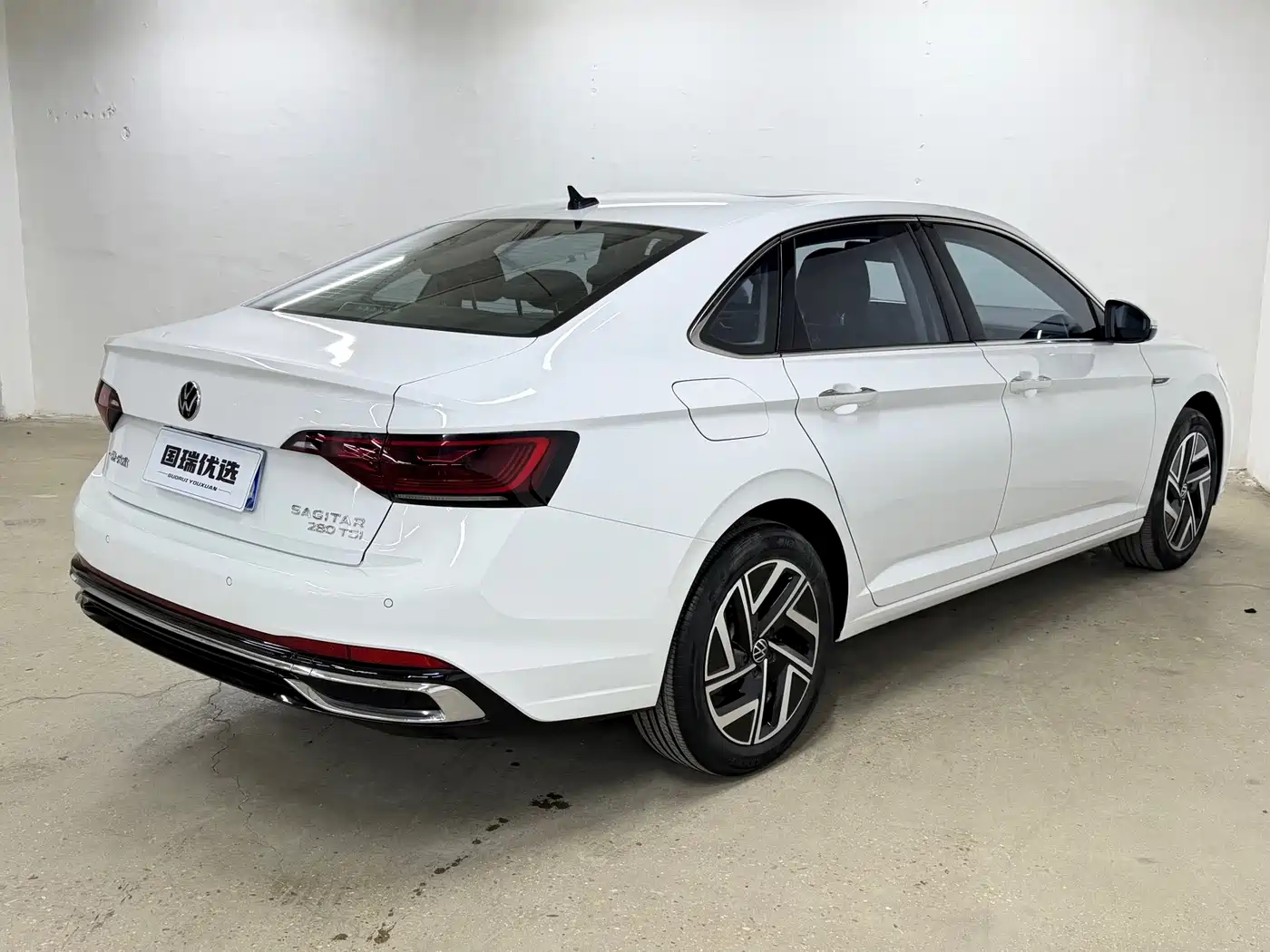 Volkswagen Sagitar 2023 Model Year 280TSI DSG Surpass Edition
