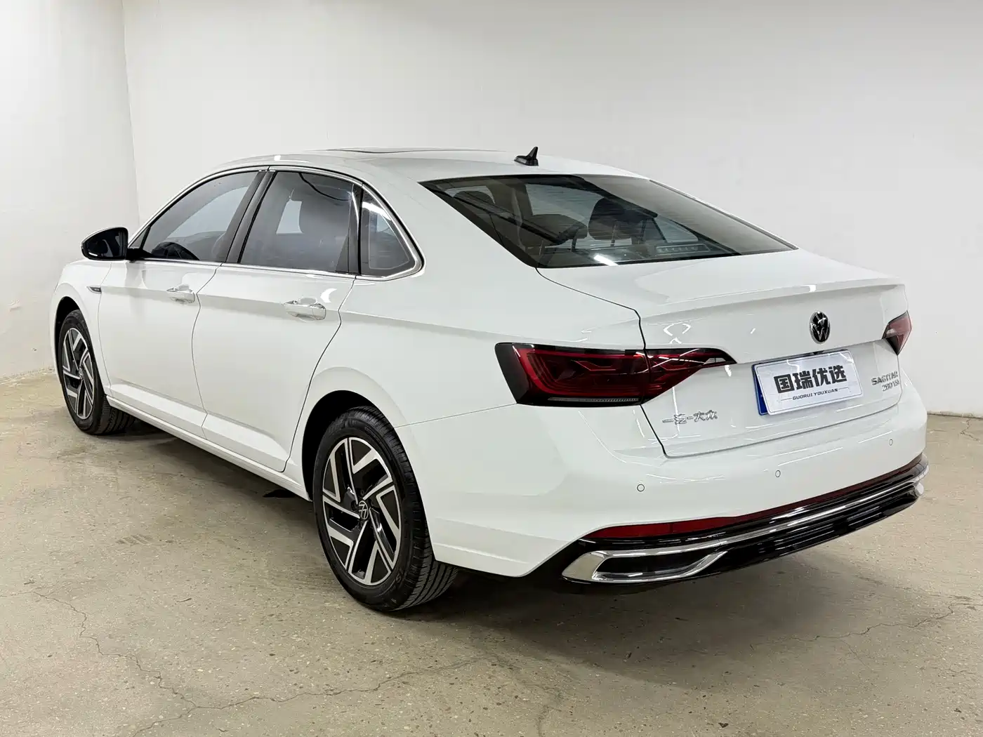 Volkswagen Sagitar 2023 Model Year 280TSI DSG Surpass Edition
