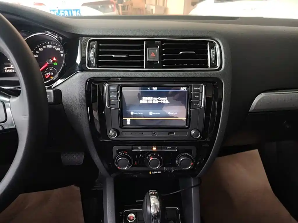 Volkswagen Sagitar 2018 280TSI DSG Comfort