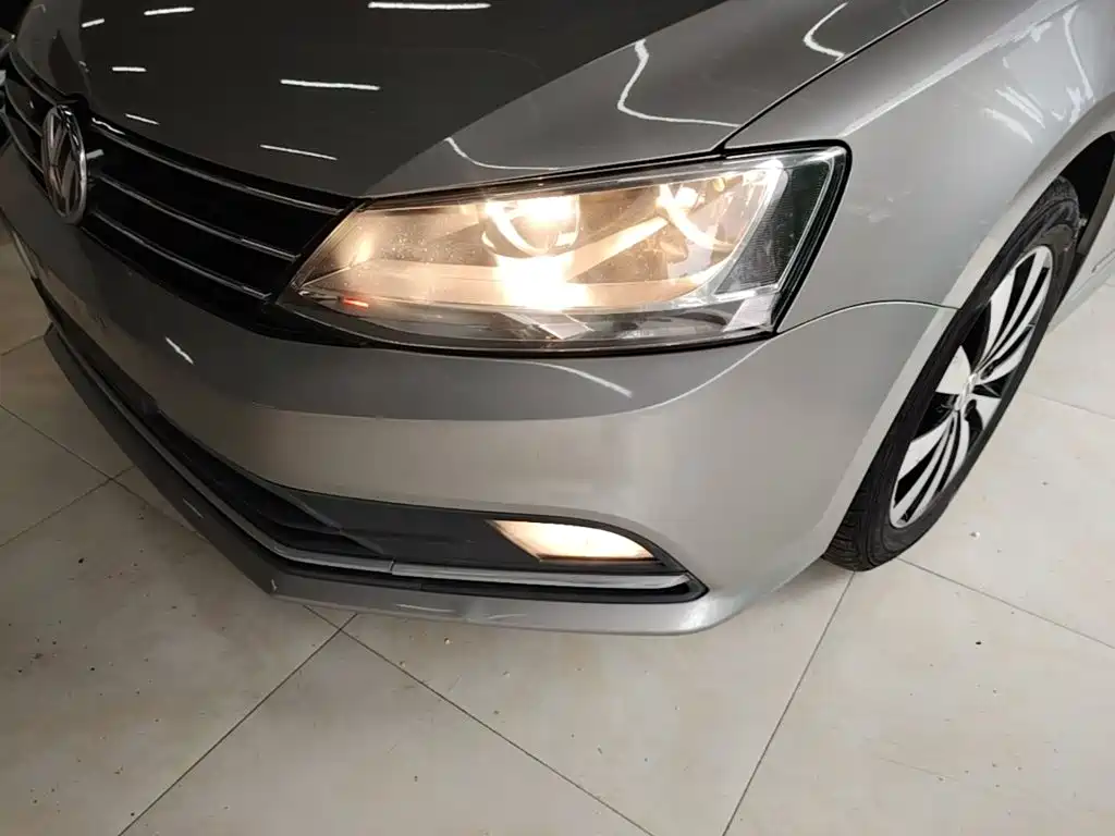 Volkswagen Sagitar 2018 280TSI DSG Comfort