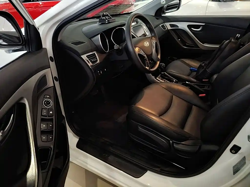 Hyundai Langdong 2016 1.6L Automatic Premium Edition