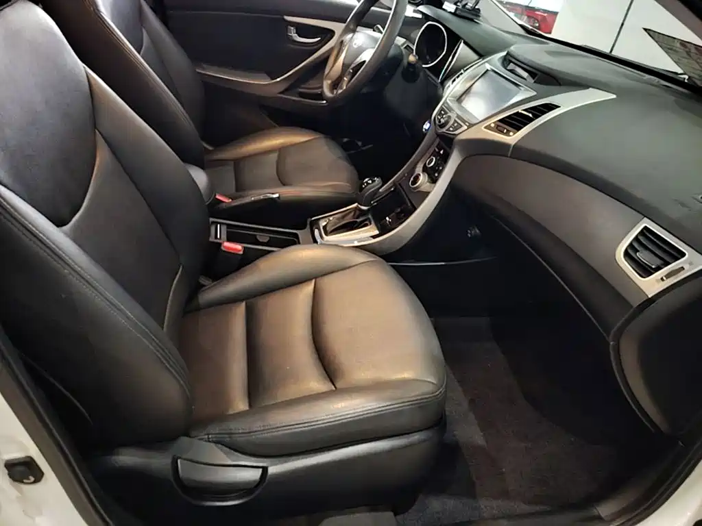 Hyundai Langdong 2016 1.6L Automatic Premium Edition