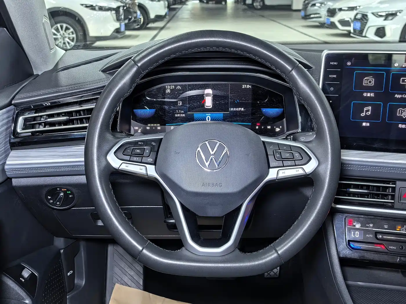Volkswagen Sagitar 2023 Model Year 280TSI DSG Surpass Edition