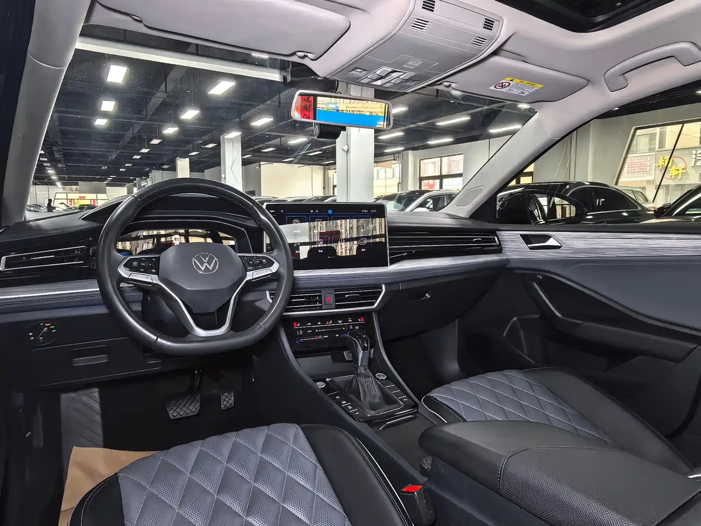 Volkswagen Sagitar 2023 Model Year 280TSI DSG Surpass Edition
