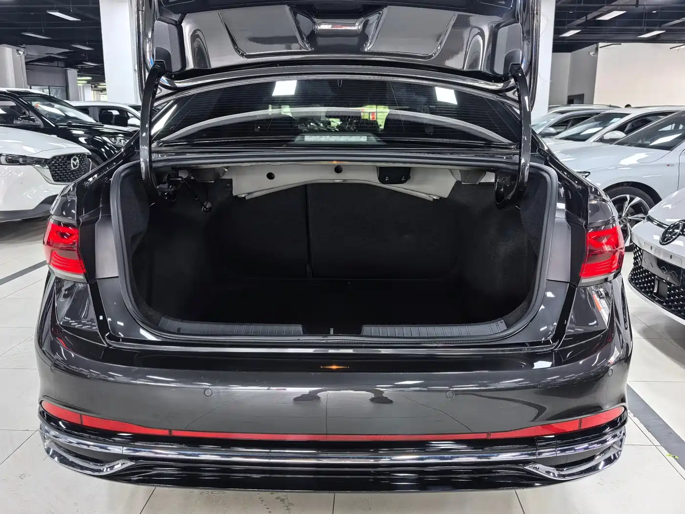 Volkswagen Sagitar 2023 Model Year 280TSI DSG Surpass Edition