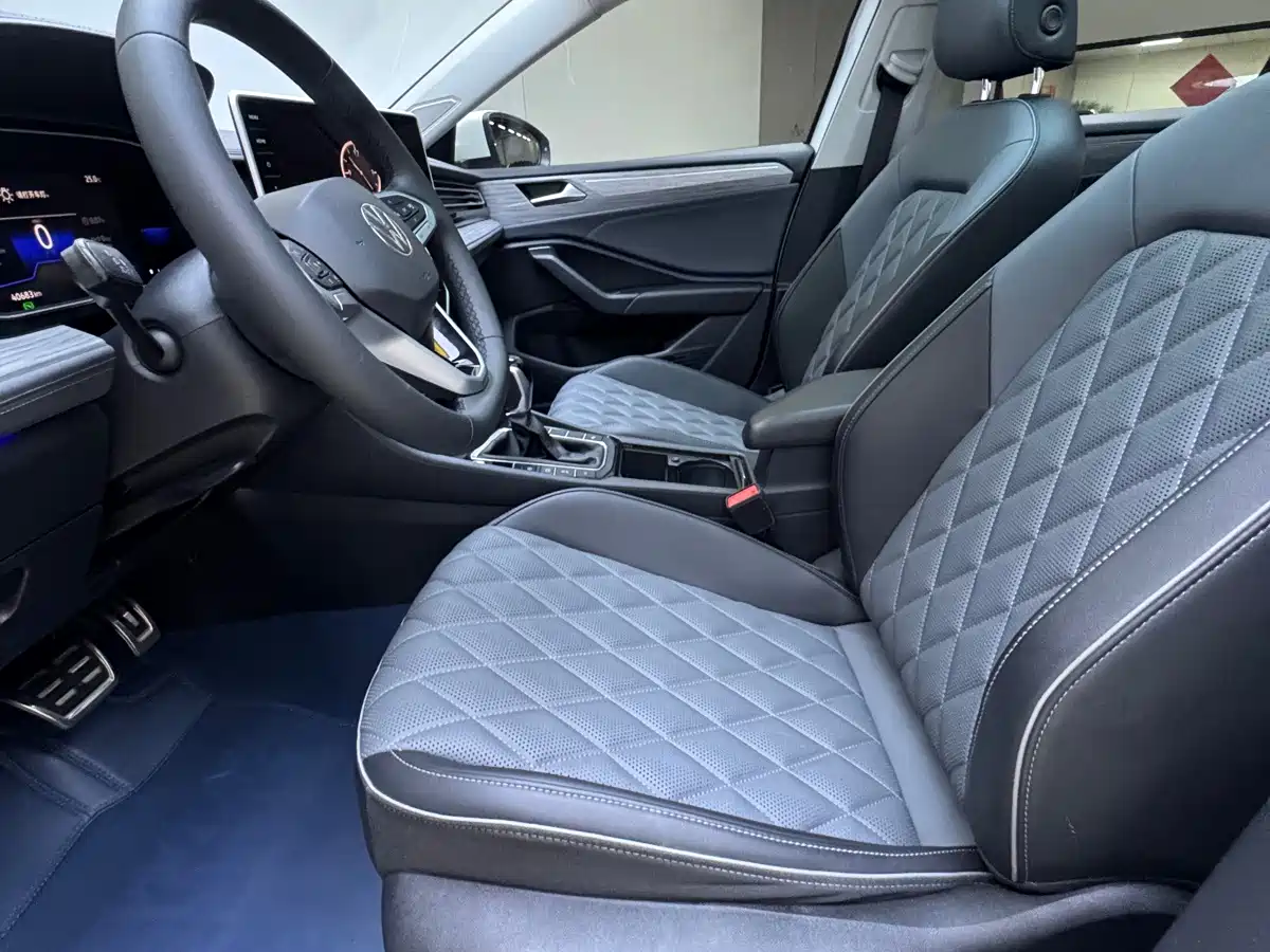 Volkswagen Sagitar 2023 Model Year 280TSI DSG Surpass Edition