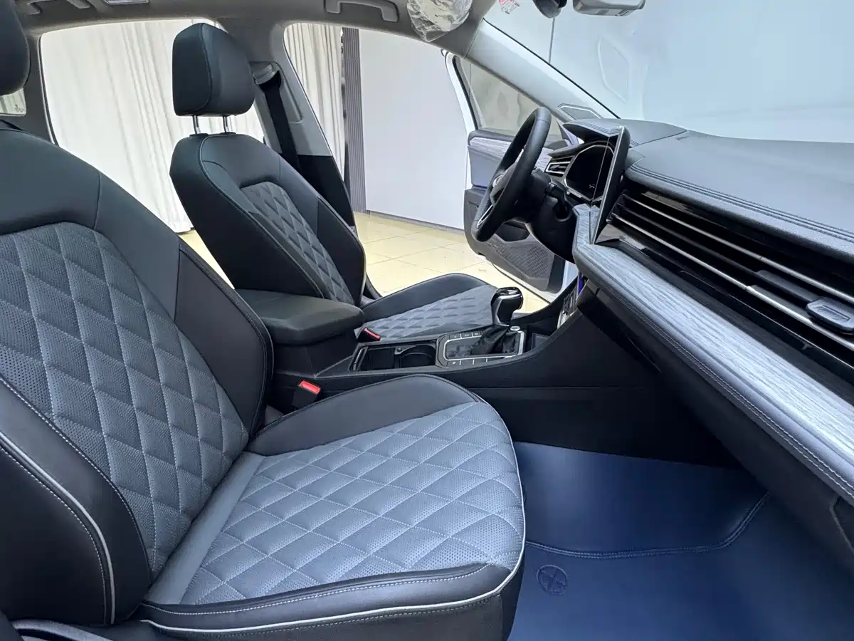 Volkswagen Sagitar 2023 Model Year 280TSI DSG Surpass Edition