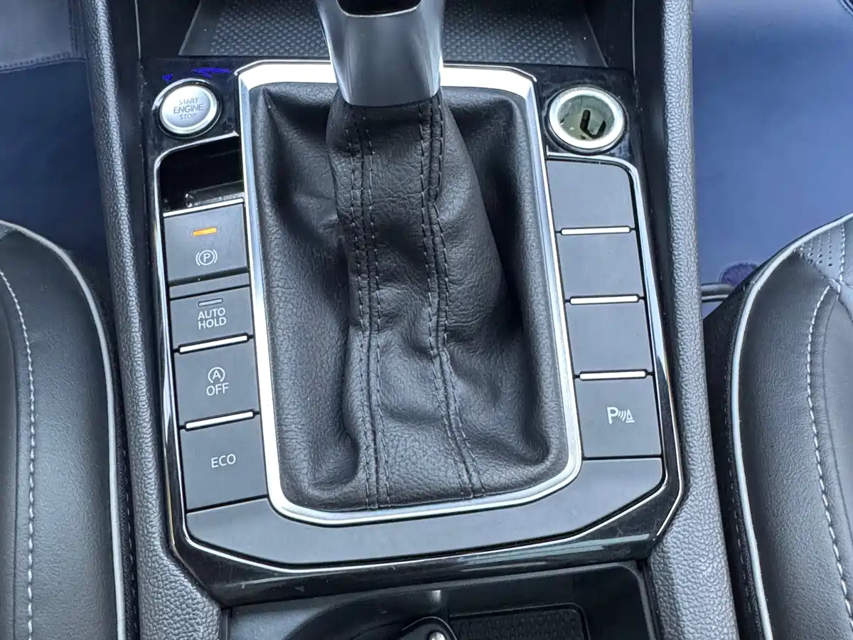 Volkswagen Sagitar 2023 Model Year 280TSI DSG Surpass Edition