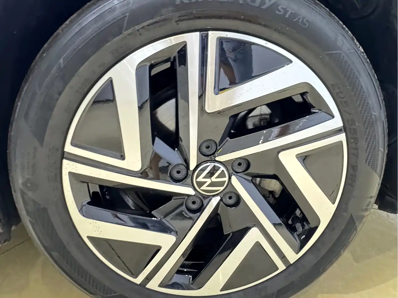 Volkswagen Sagitar 2023 Model Year 280TSI DSG Surpass Edition