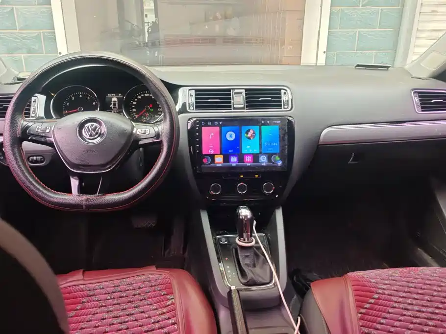 Volkswagen Sagitar 2018 280TSI DSG Spark Edition