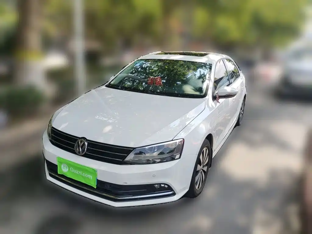 Volkswagen Sagitar 2015 230TSI Automatic Luxury