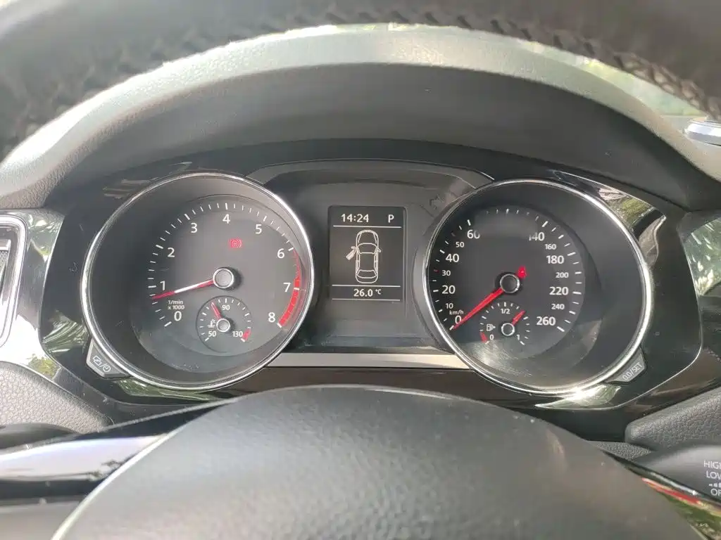 Volkswagen Sagitar 2015 230TSI Automatic Luxury