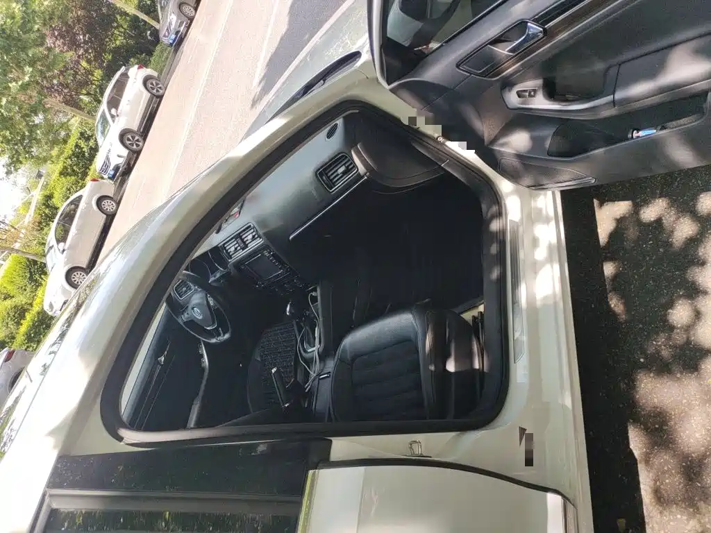 Volkswagen Sagitar 2015 230TSI Automatic Luxury