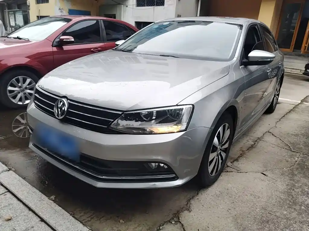 Volkswagen Sagitar 2017 230TSI Automatic Comfort