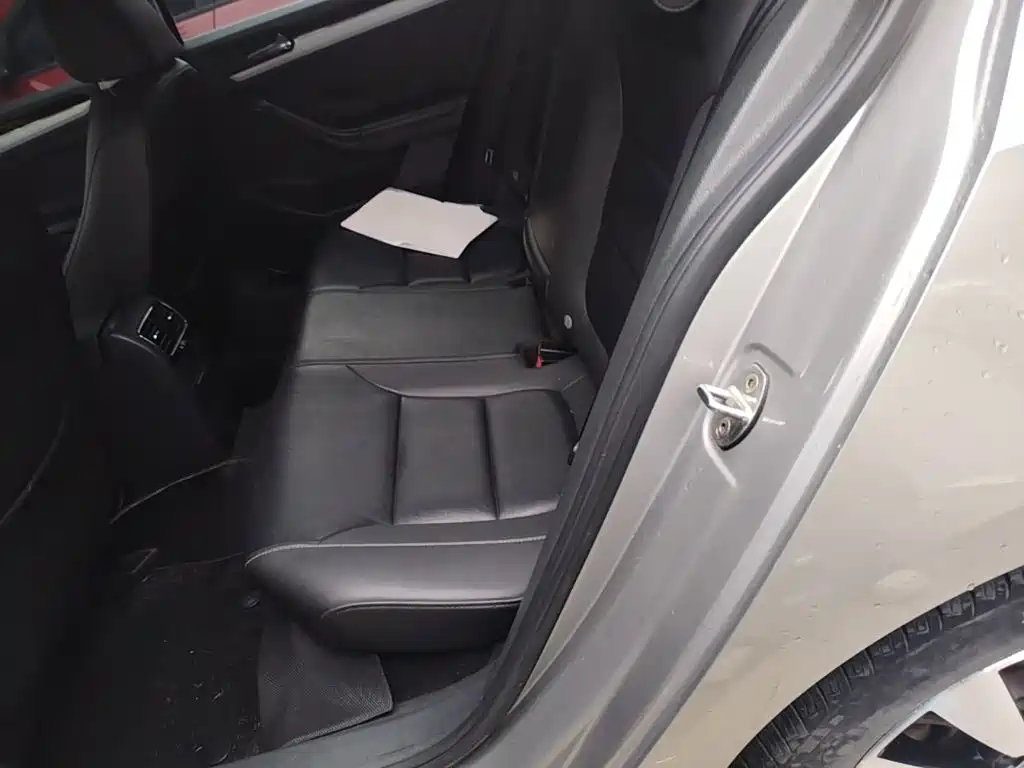 Volkswagen Sagitar 2017 230TSI Automatic Comfort