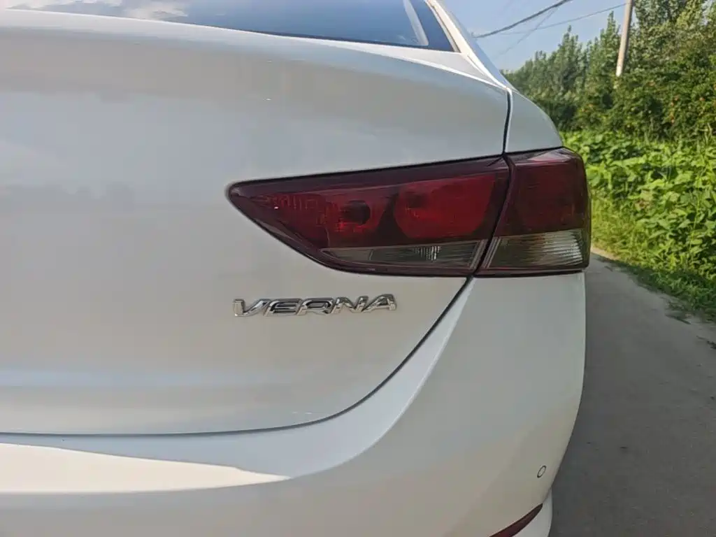 Hyundai Hyundai Verna 2016 1.4L Automatic Cool Edition GLS