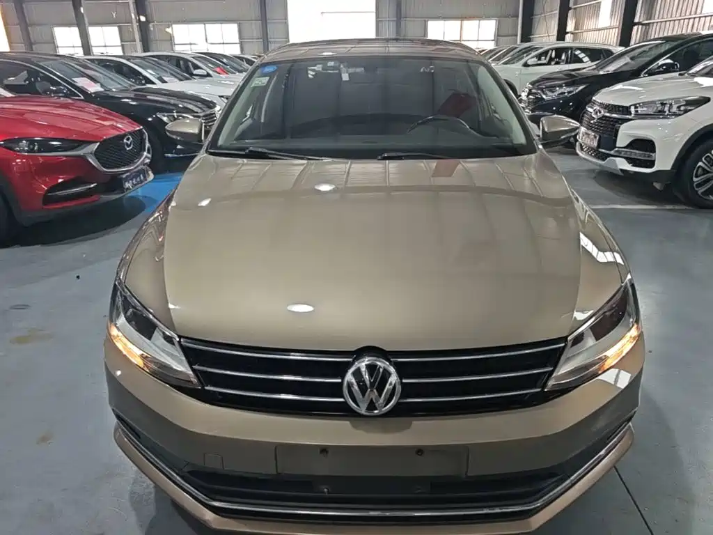 Volkswagen Sagitar 2018 180TSI DSG Premium Edition