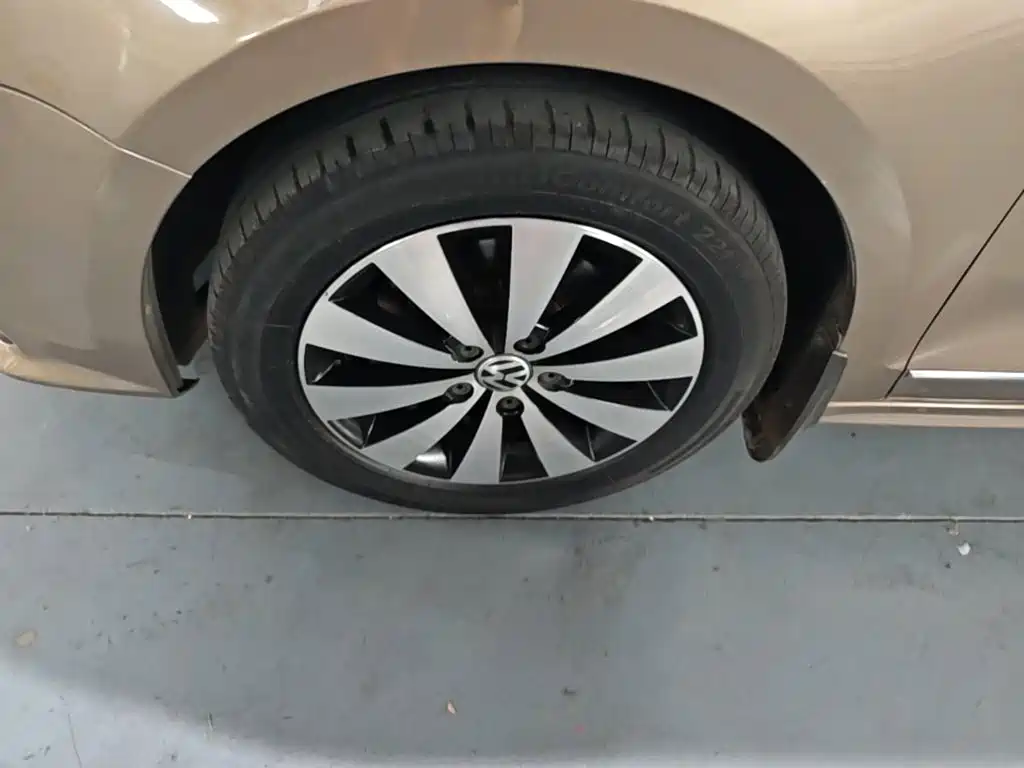 Volkswagen Sagitar 2018 180TSI DSG Premium Edition