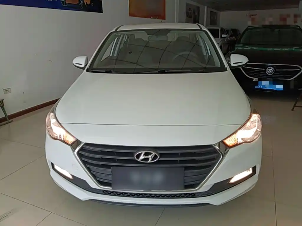 Hyundai Hyundai Verna 2016 1.4L Manual Cool Edition GLS