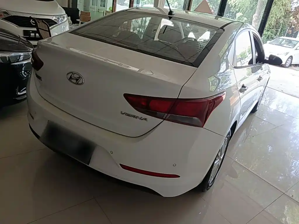 Hyundai Hyundai Verna 2016 1.4L Manual Cool Edition GLS