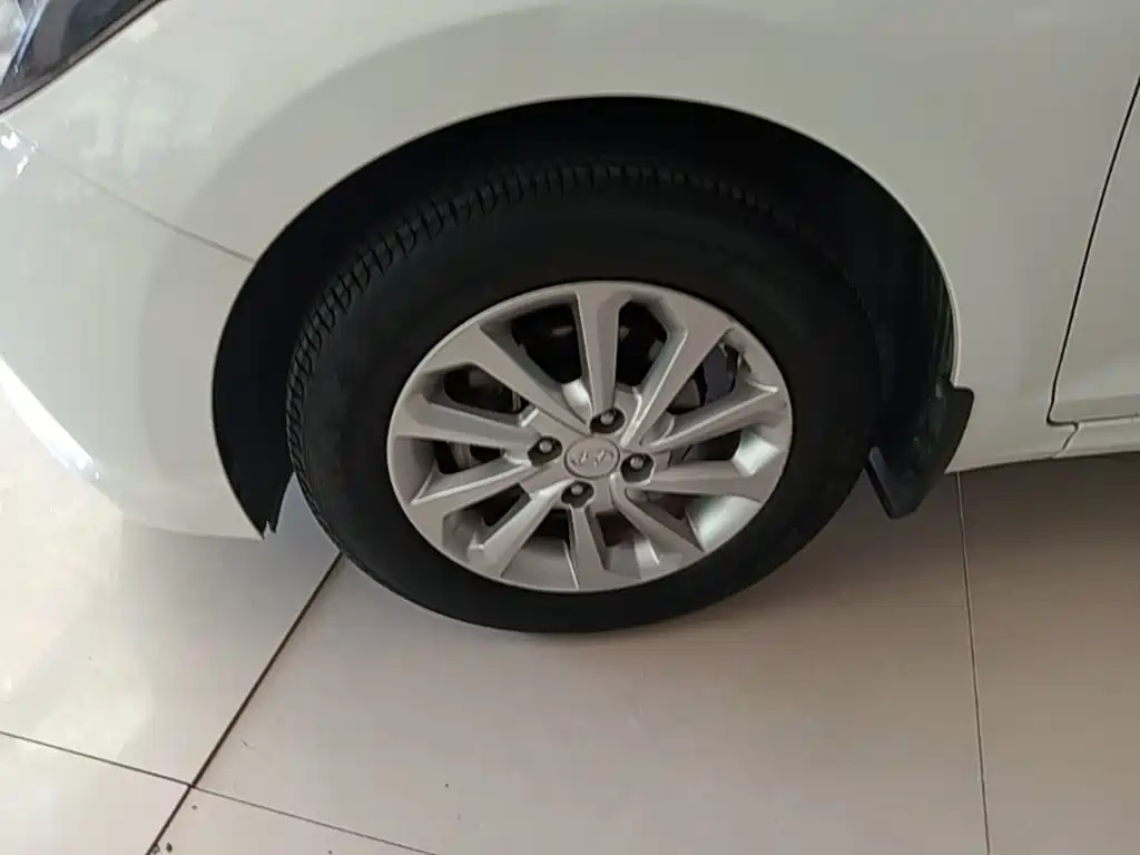Hyundai Hyundai Verna 2016 1.4L Manual Cool Edition GLS