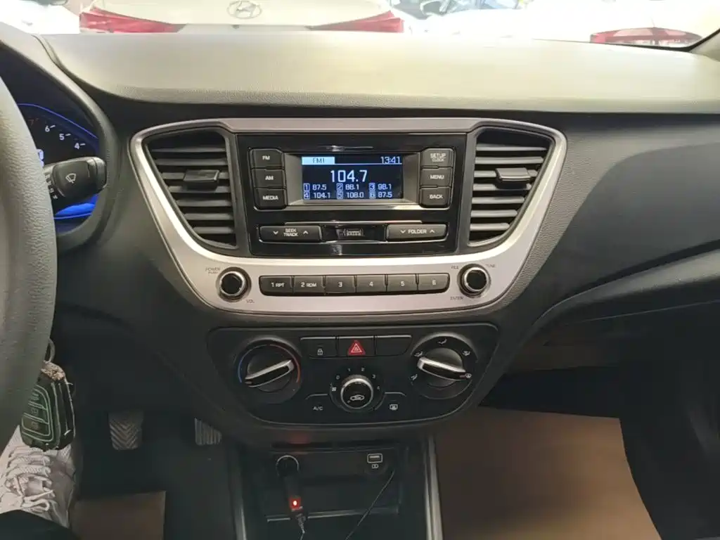 Hyundai Hyundai Verna 2020 1.4L Manual GLS Cool Edition